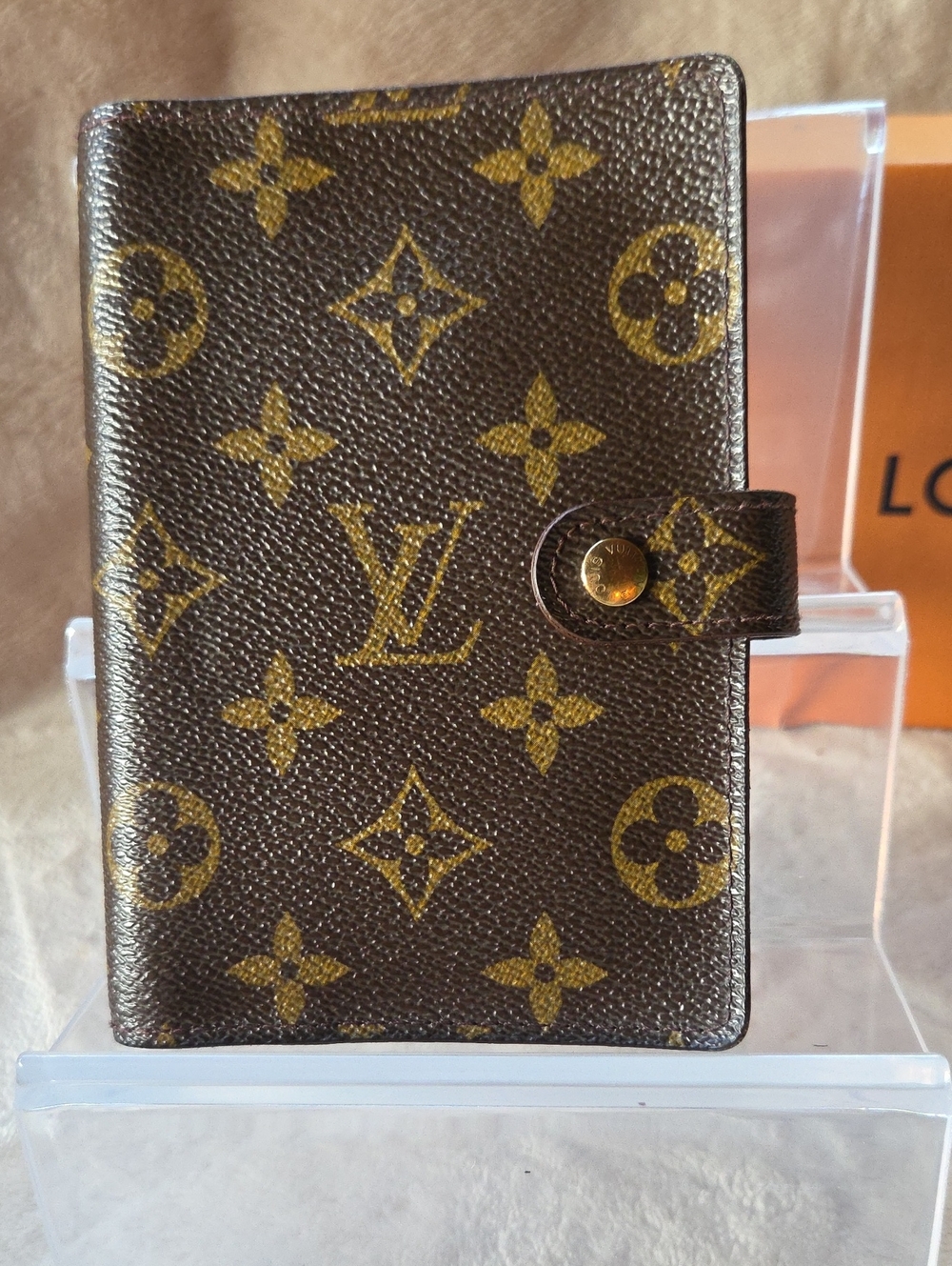 Louis Vuitton Monogram Agenda/Passport Holder CA0918